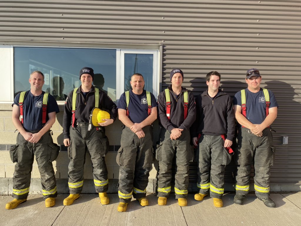 RoreePayment's tweet image. Awesome Top Gun challenge this wknd. A way for stn’s to figure out, “who the best is”. This year in a repeat performance it was Stn 1 made up of Capt Darling, FF’s T. Payment, Leblond, Ernewein, Leferink &amp;amp; some slouch in a white hat, $400 towards our annual @camp_bucko donation