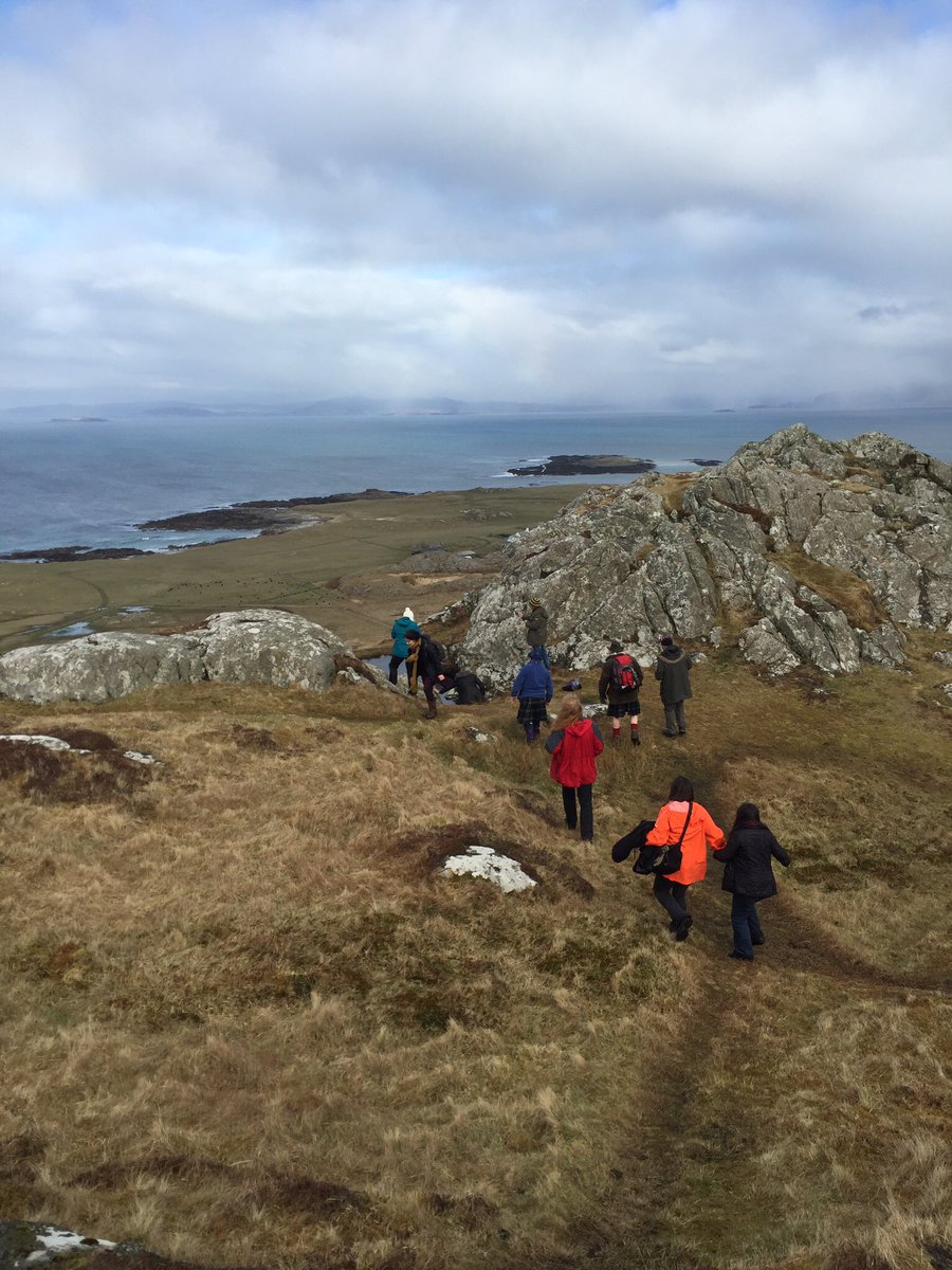 alastairmci's tweet photo. @gtalux But watch out with that masters @CHumanEcology Do you remember the time on some trip when I took you all up Dun I on Iona and showed you the Well of Eternal Youth? Well, I found out later it was the wrong puddle. Here’s the right one. #FakeWell https://t.co/rQM1HZcFC9
