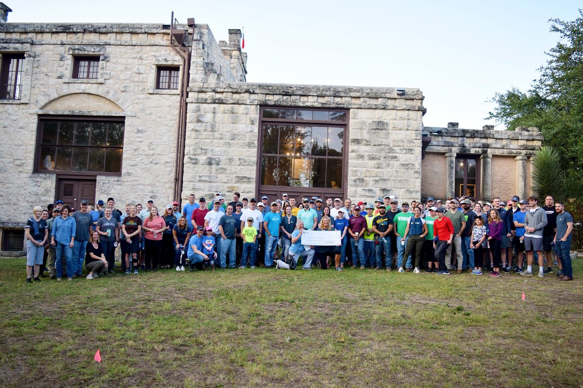 whiteconstcom's tweet image. On October 19th, #WCC participated in the @RECA_Austin  Annual Christmas in October event. The project provided significant upgrades and renovations to the @ElisabetNeyATX and raised more than $80,000 in monetary and in-kind donations.