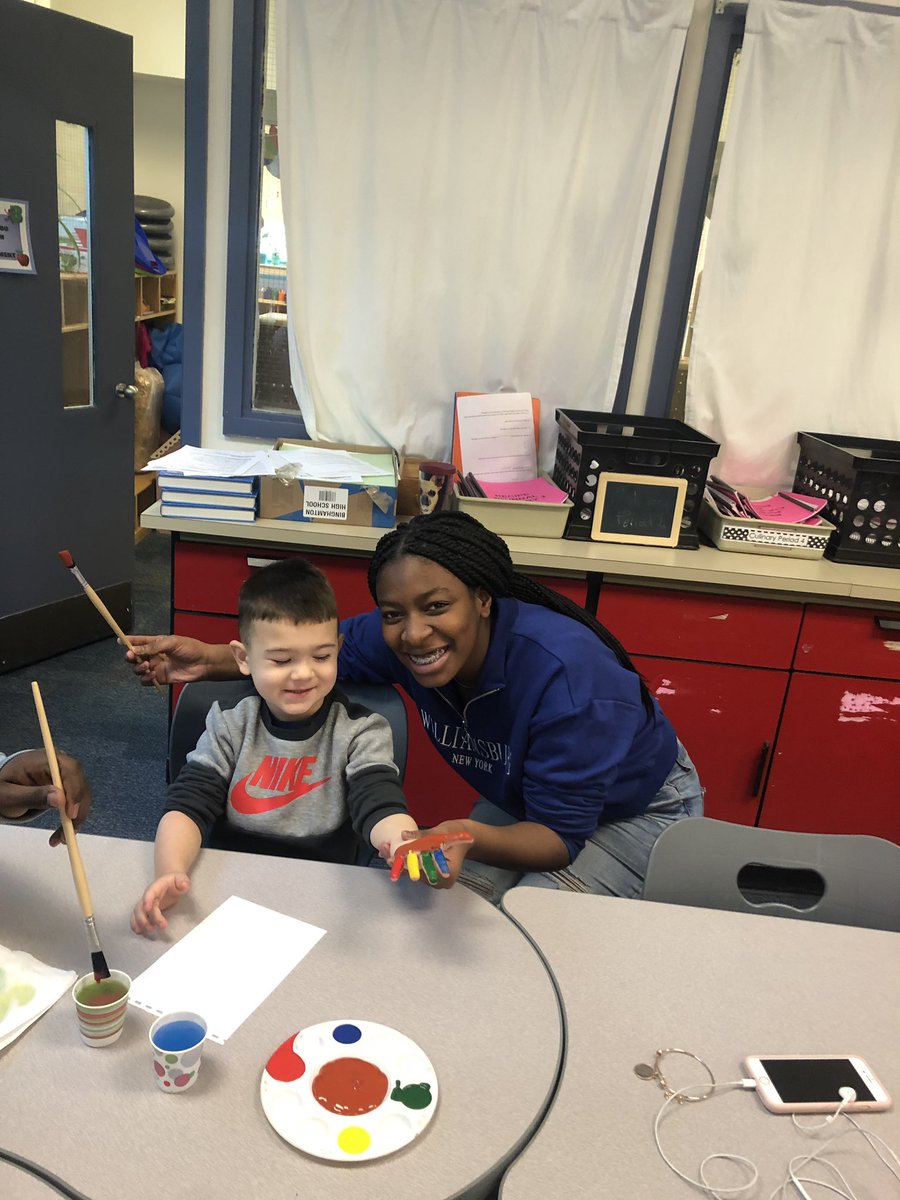 BhsChild's tweet photo. Turkey Day Crafts! @BinghamtonCSD https://t.co/5wHbGX1tqx