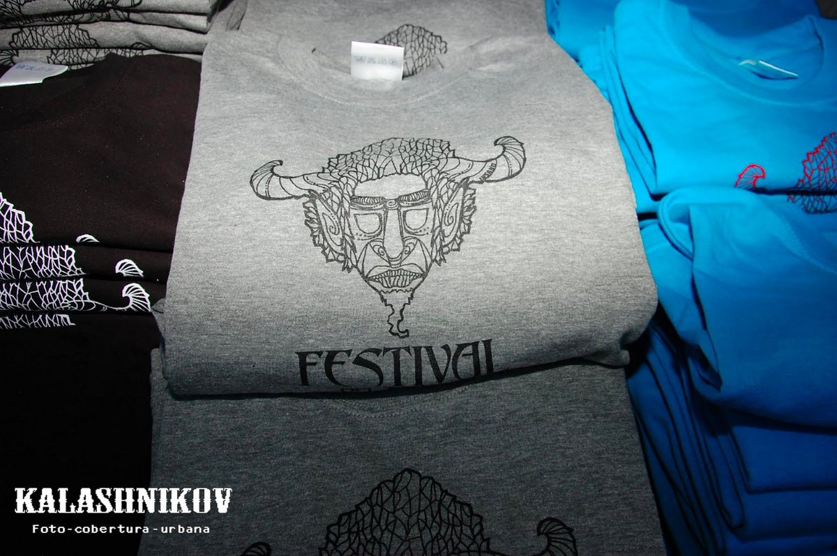 Habrá sobrevivido alguna?
.
.
.
.
.
.
#Artefactor #ProduccionesCreativas #Eventos #Fotografía #DiseñoGráfico #Audiovisual #Fashion #Entretenimiento #Arte #Publicidad #Mercadeo #SocialMedia #ArtefactorInc #Panama #art #MarketingPanama #model