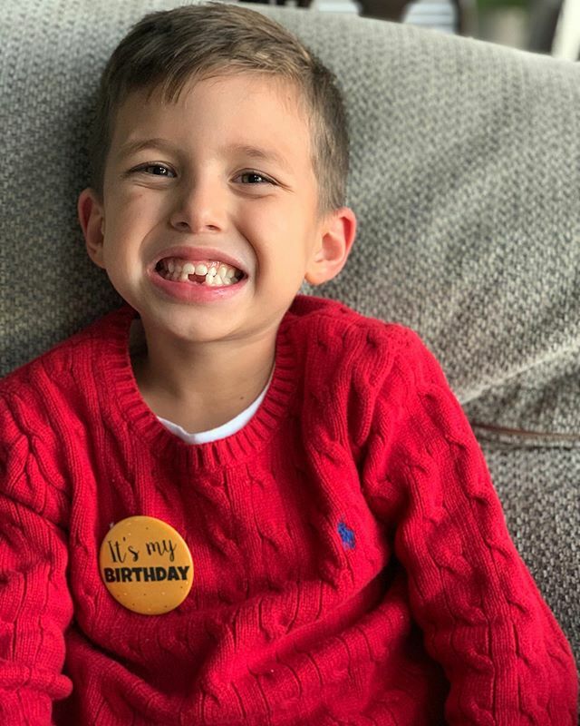 obmsmrss's tweet image. A year older and one less tooth💞 Happy birthday to ❌y heart #dylannikhil 🌟 #buckeyebaby ift.tt/34jniGZ