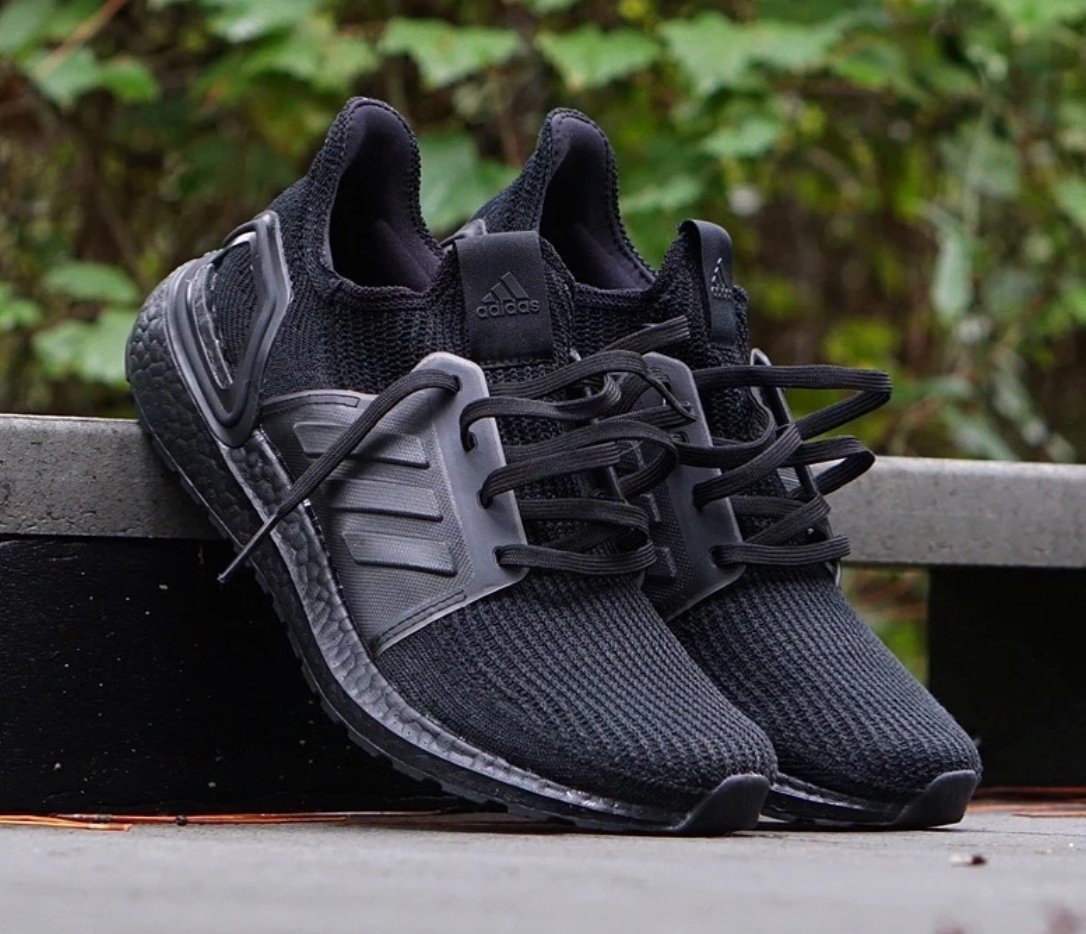 adidas ultra boost 19 triple black