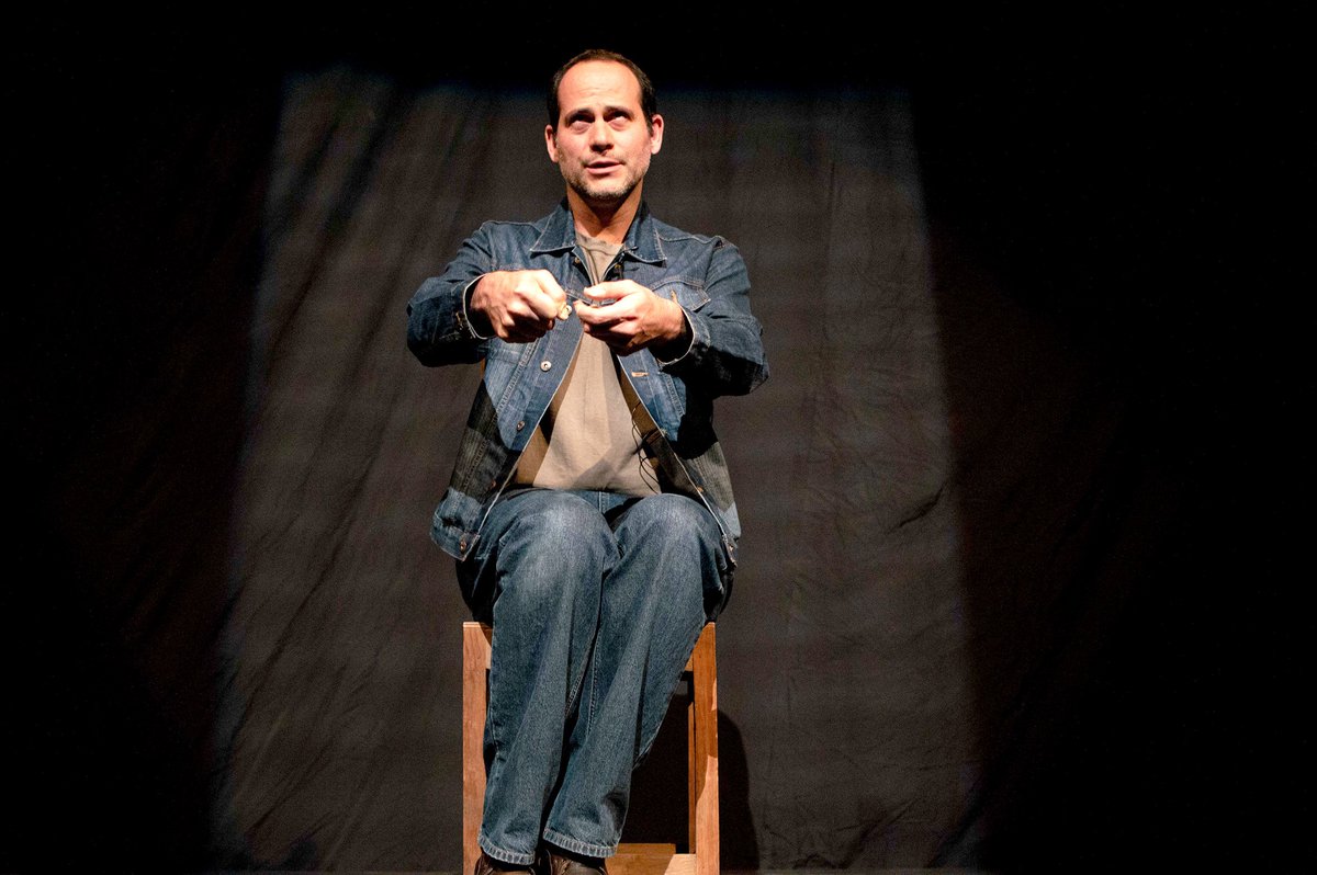 METRO_Tam's tweet image. Compartimos imágenes de &quot;Un acto de comunión&quot; y la Charla &quot;Actuación modelo 2020 ¿Vocación o Espejismo?&quot; de la compañía: A.A. Teatro de la #CDMX

#Ecos2019 #TeatroExperimental #METROTam #CulturaTam