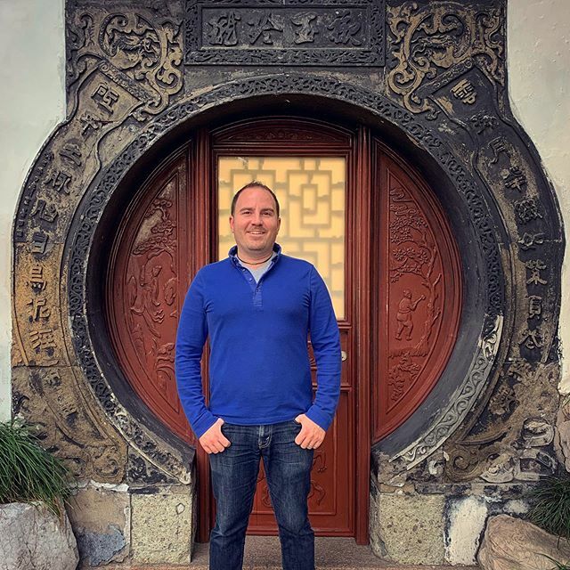 Found a beautiful doorway in Yu Garden