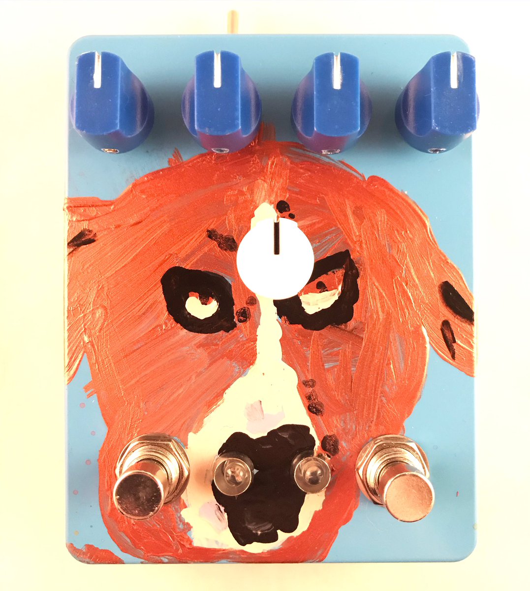 fuzzrocious's tweet photo. Our youngest really wants a dog. Here a Demon OD/distortion w/ gate/boost toggle, 2nd Drive, and clean blend #fuzzrocious #fuzzrociouspedals #fuzzrociousdemon #demon #dogsofinstagram #dogsandpedals #effectspedals #pedals #boxersofinstagram #handpainted #kidpainted https://t.co/2I92w3buDt