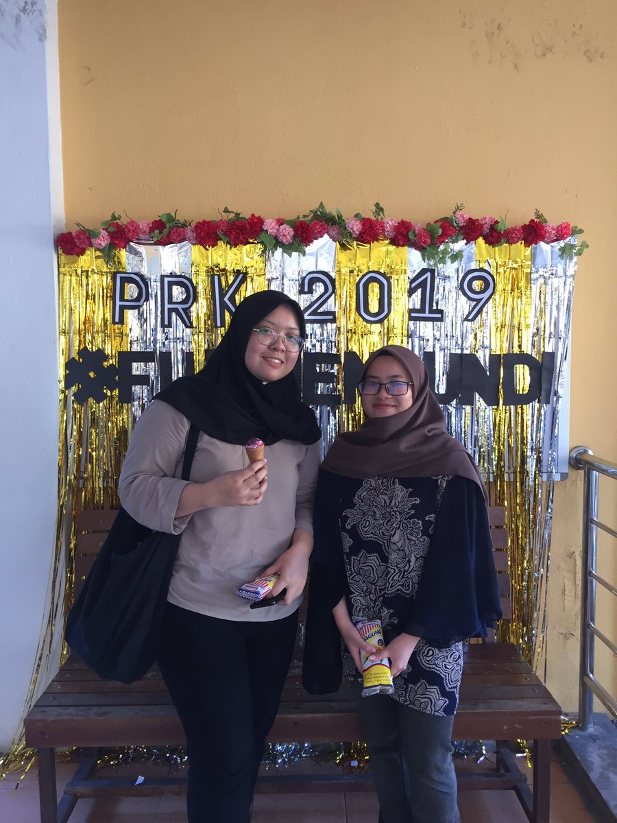 smfuuofficial's tweet photo. Antara pengundi yang awal.
Thank you for voting!
#FUUMENGUNDI #UiTMLaw #SMFUU #PRK19 https://t.co/qMokqaNzG5