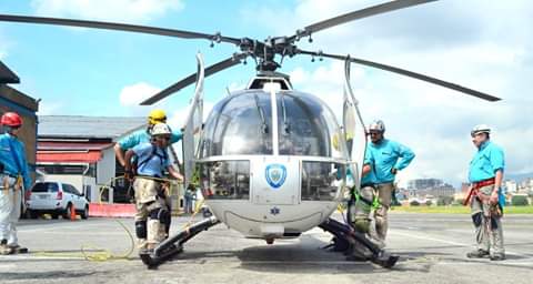 rescatehumboldt's tweet photo. #ParacticaEnFrio #Curso de #OperacionesHelitransportadas #ORH2019 .@rescatehumboldt
#FamiliaHumboldt #Capacitacion #LaCarlota #Helitactica #SAR #Voluntarios #Rescate #CCS #Caracas #Venezuela https://t.co/MUewZXQkqe