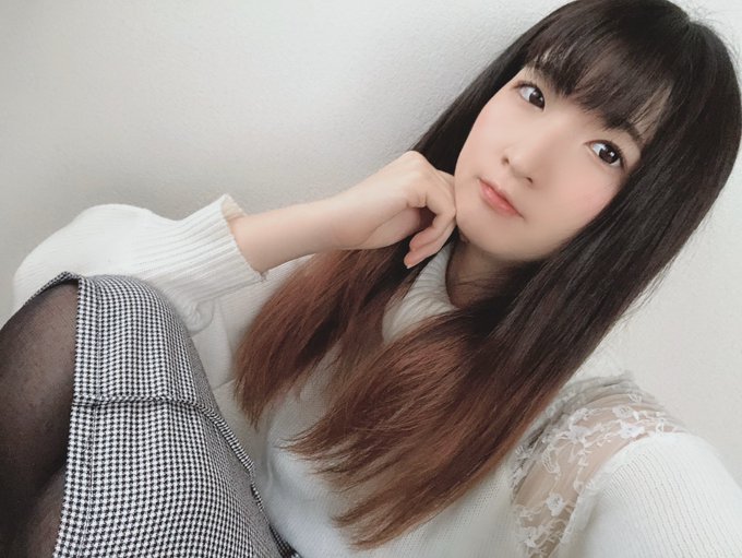 白雪巴の前世 中の人 は愛川菜帆 年齢や顔出しは いけとぐ Iketog