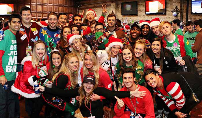 TBOXBarCrawls's tweet photo. TBOX IS SO CLOSE!!! Use code TW to save on the festivest party of 2019! 🍺 #TBOX2019, Festa’s 24th Annual 12 Bars of Xmas in #Wrigleyville ⚾️#Chicago 9AM Saturday 12/14 https://t.co/wvwdv7OiLd ❤️💚 #ChicagoBarScene # #ChicagoVIP #ChiTown #daydrinking #boozin #barcrawl #pubcrawl https://t.co/n2npUXAFRT