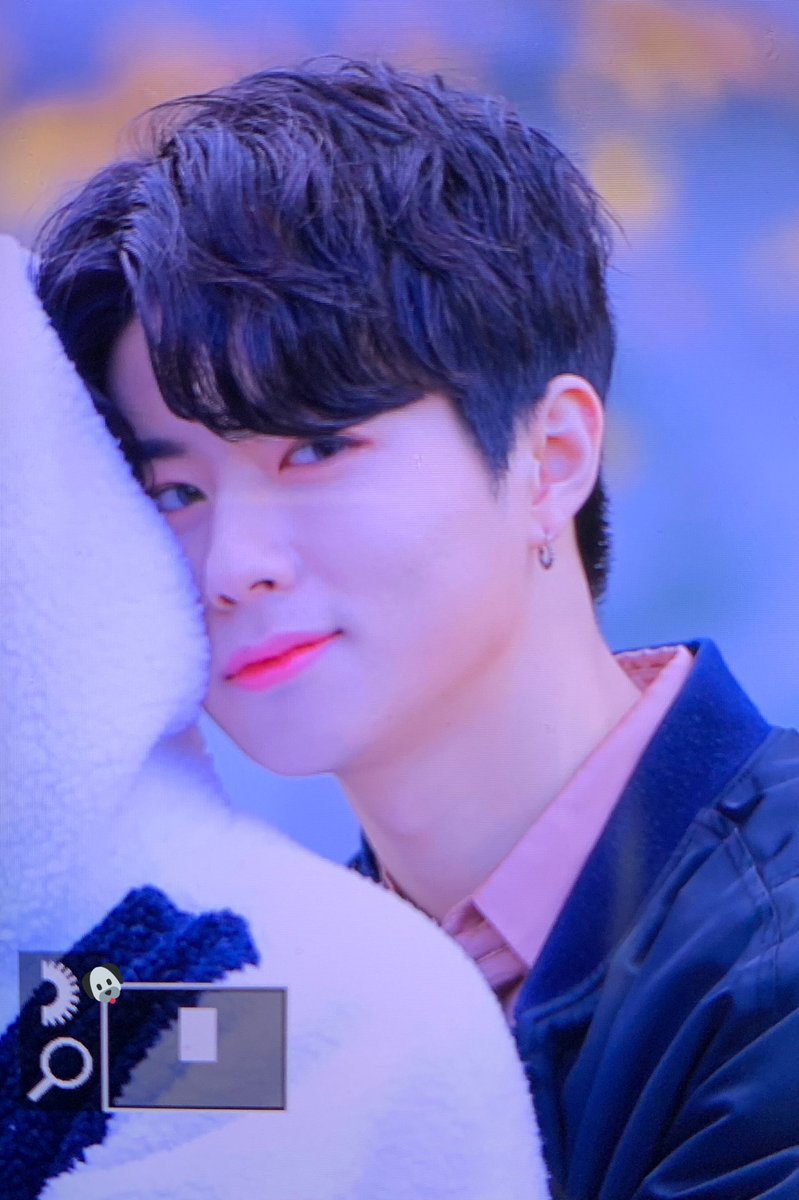 jiahnoppaS2's tweet photo. 191126
#인투잇 #IN2IT #유지안 #지안 #jiahn https://t.co/eKDiyqKPPw