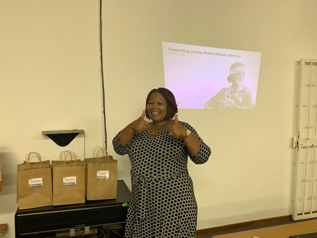 AHPdoctors's tweet image. AHP staff members are visiting hospitals in KZN &amp;amp; Gauteng this week to tell #interns about our new programme to support junior SA doctors. #csoconnect