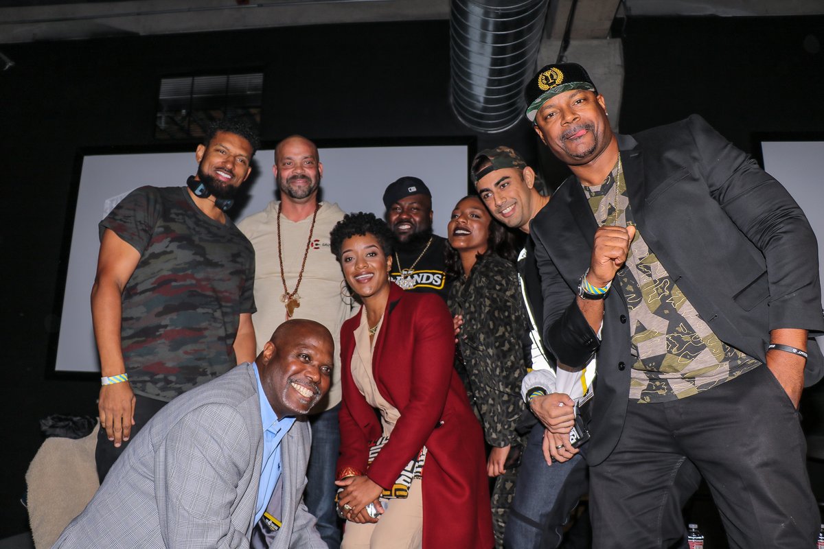 WeAreGameheads's tweet photo. #OakGameFest was a huge success! Thank you to HipHopTV for helping to make it an amazing event #Oakland #videogames https://t.co/vTd8TcSdzt