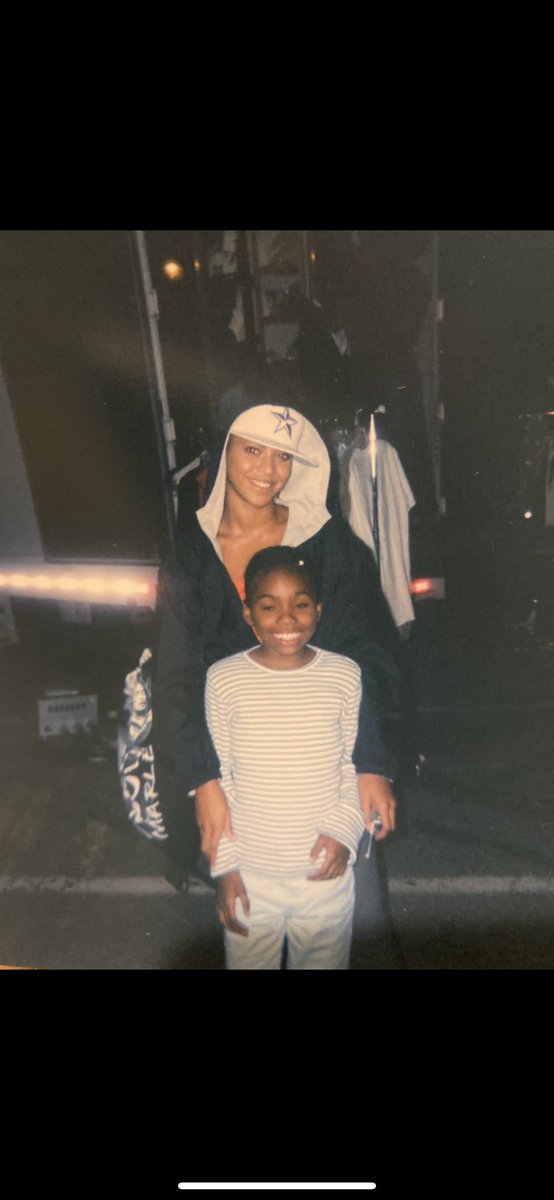 Billionaire B 🐝 tweet media