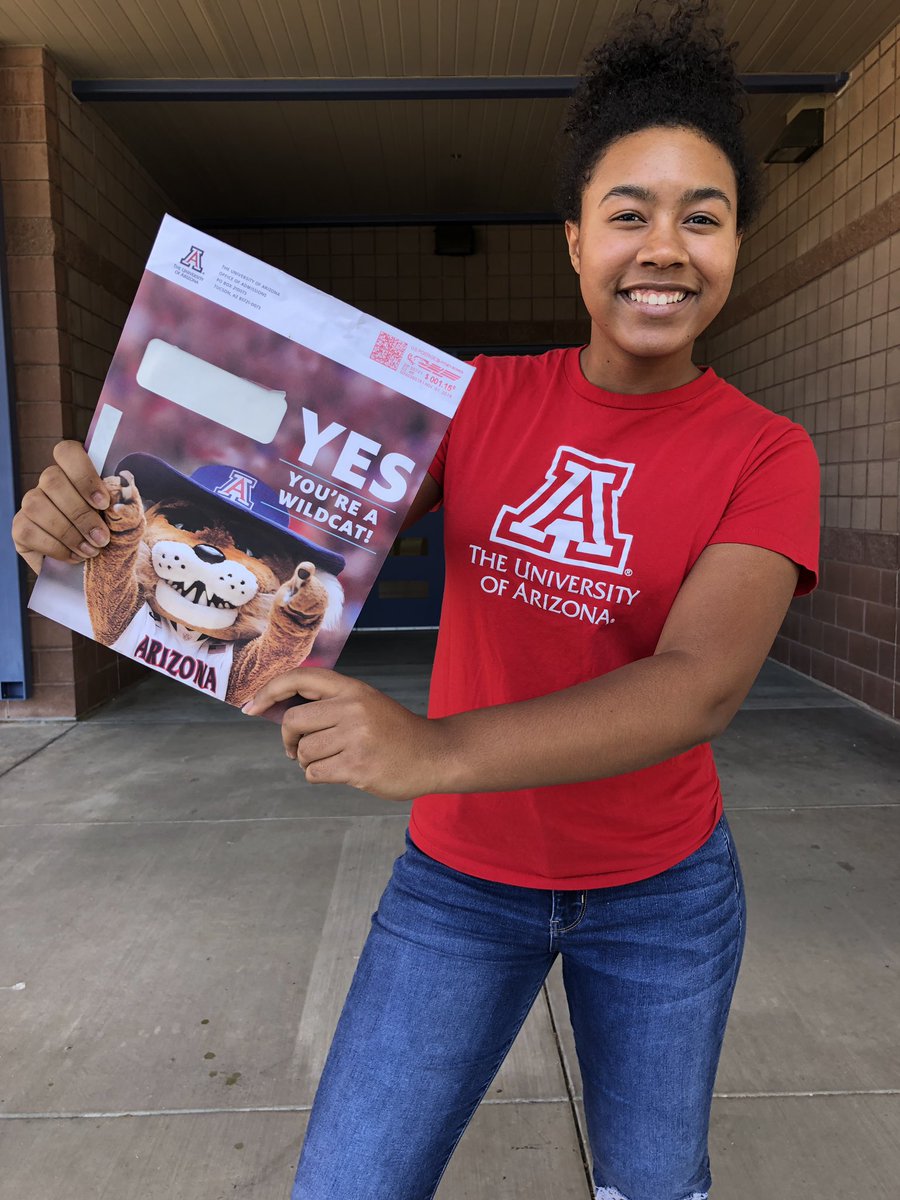 Big congratulations to our treasurer, Monique Thomas, for committing to the University of Arizona!! #wildcat #rhokappa @PerryPumas07 @Perry_Yearbook @phs_nhs2 @Tompkins_AZ