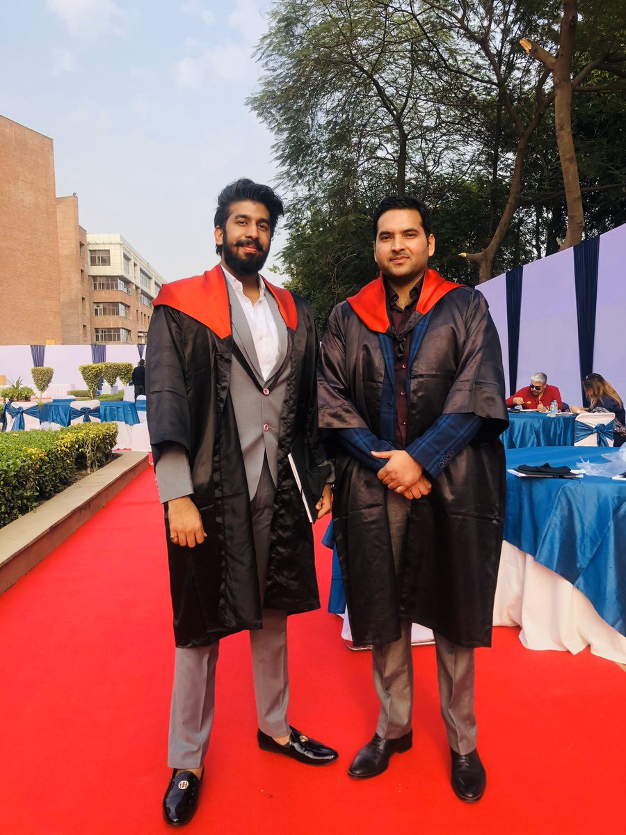 kushsharma_adv's tweet photo. #convocation_2019
#amity_noida
#LLM (master of laws) https://t.co/x02Qzfi8nh