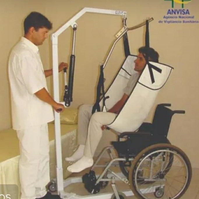 Joaopau73720510's tweet image. Me chamo João Paulo moro em Aracaju Sergipe sofri um erro médico estou paralisado da cintura para baixo   eu necessito urgente um guincho pois vai  mim locomover da minha cama para cadeira de roda pois sou muito pesado quem puder doar ou emprestar eu agradeço 79988383376 jp