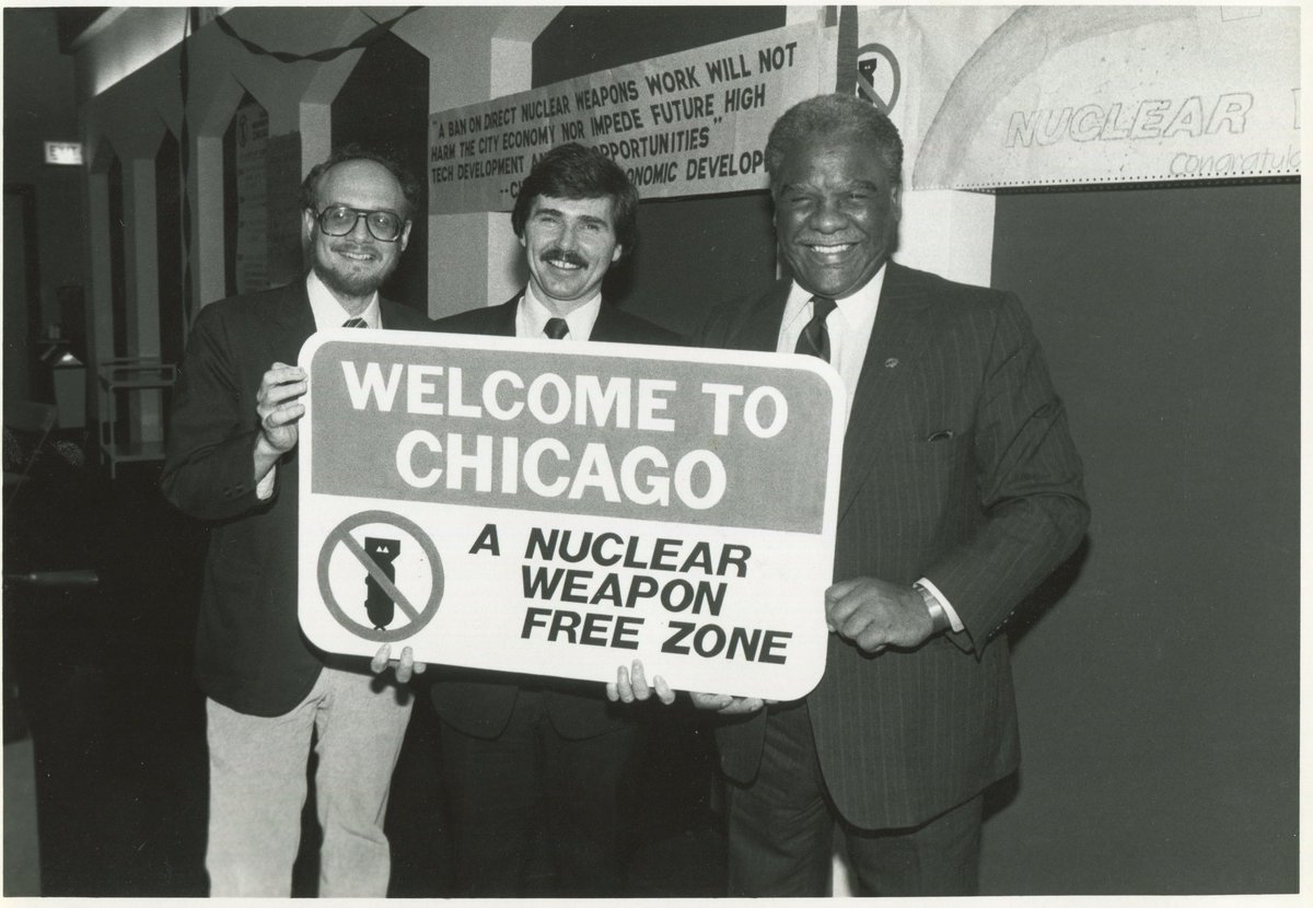 Welcome to Chicago. A Nuclear Weapon Free Zone.