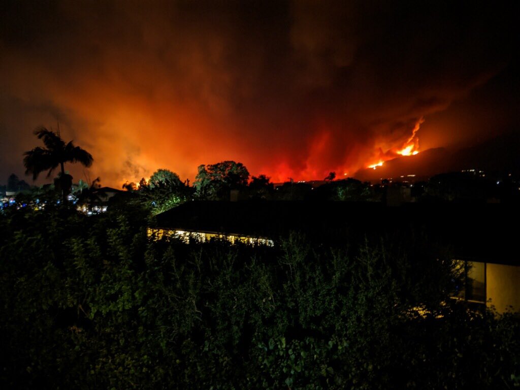 View from harebear’s house off state and Calle crespis. Stay safe tonight SB #cavefire