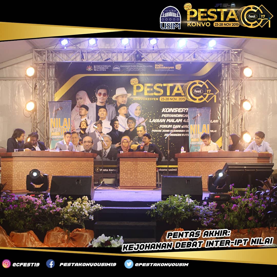 pestakonvousim's tweet photo. [RECAP PERDEBATAN DEBAT IPT NILAI] 👩‍💼🕵️
.
Tahniah admin ucapkan kepada para pemenang dan perdebat Debat IPT Nilai semalam. Bidas, hujah, pertikai, menang! Syabas!
.
Johan: IIUM
Naib Johan: Brickfields Asia College
Ketiga: USIM

#Cfest17 
#CFESTUSIM 
#TogetherStronger https://t.co/BtlYXC5TDp