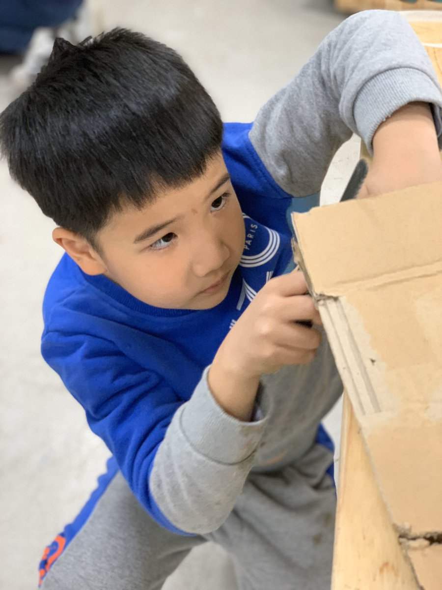 1JM is now at Stage 3 of the ISB Design Process: “Create and Improve”. #learnisb