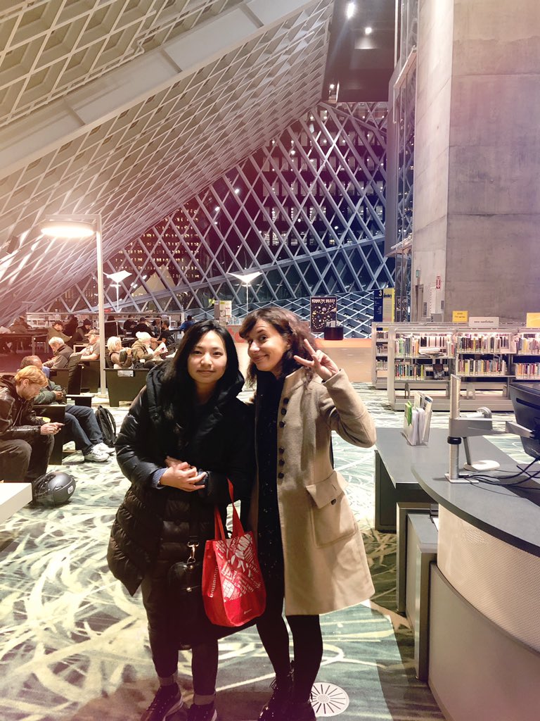 Stefania_druga's tweet image. Celebrating #kidsteam at @seattlepubliclibrary w my colleague Kung Jin. Her class hosted a panel of teens and librarians. Their 2-3 years vision 4 #codesigning with kids in libraries: Tech should be introduced for community empowerment &amp;amp; long-term programs ftw #futurelibrary