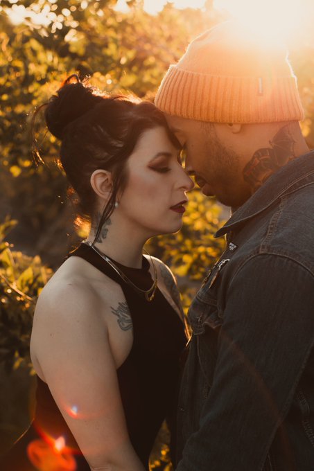 Happy birthday to the best man, best cat dad, best partner this crazy Jew broad could ask for! 🎂 https://t<a href="/tag/android"class="tags"><span>#android</span></a>