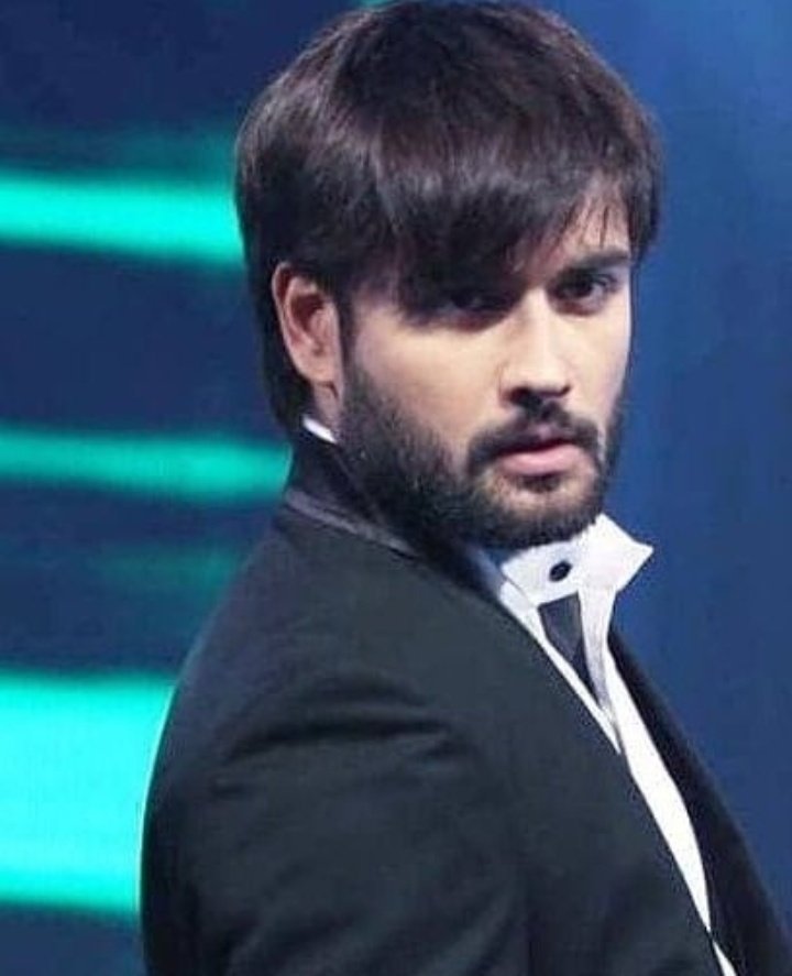 “His limits in romantic scenes”“He don't want to be shirtless”he doesn't needThis is the first thing made me his fan My Vote goes to  #VivianDsena forSexiest Star of The DecadeSexiest Star of 2019 #AsjadNazirSexyList2019 #EasternEyeSexyList2019  @asjadnazir
