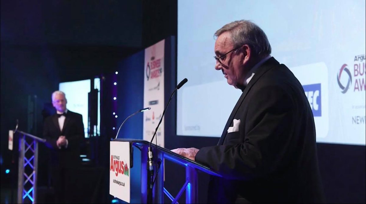 Cintecint's tweet photo. We really enjoyed the #SWABusinessAwards! 

Peter James, our CEO presented the Lifetime Achievement Award to Professor Simon Gibson, of Wesley Clover and a director of the Celtic Manor Resort. 

Watch the video here: https://t.co/AtiCofkmQq https://t.co/BVLIlKec7J