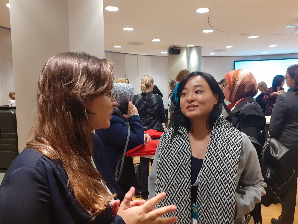 GlobalWomensNet's tweet photo. We're at the Women's Lunch, organised by the dena Energiewende Kongress to bring together women professionals in the energy sector. Let the networking begin! #GWNETStudyTour https://t.co/VgkbIDVbRE