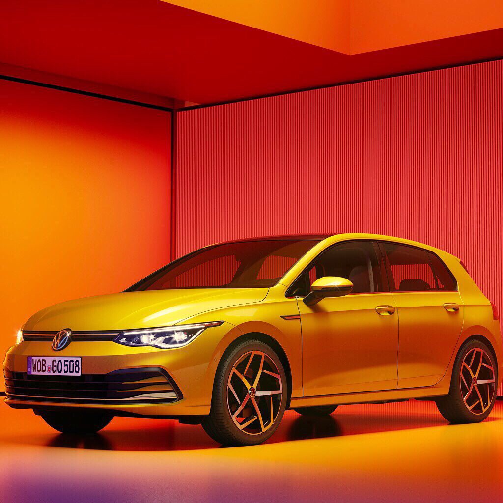 Kompakt sınıfın efendisi #Volkswagen #Golf görüntüde tutucu, teknolojide radikal yeniliklerle yaklaşıyor...
arabazzi.com/yeni-vw-golfu-…