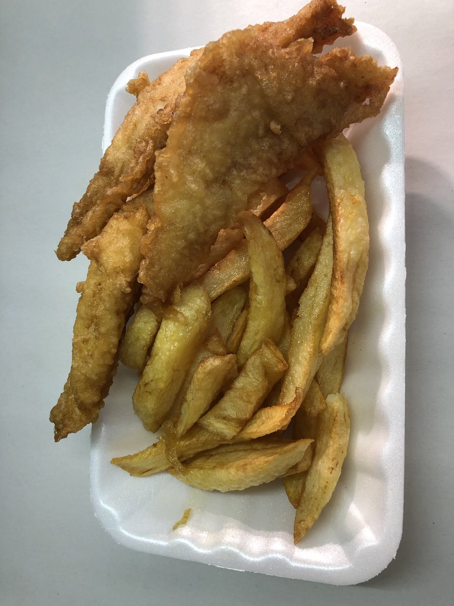 HallsofBedale's tweet image. Hot and tasty on a cold wet day. Lunchtime special. 3 cod bites &amp;amp; chips. Just £2