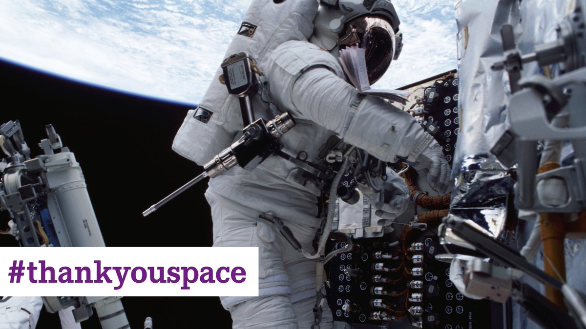 BeyondGravity_S's tweet image. On the moon, sockets are scarce. So how to drill, suck and screw? Practical #batterytools were the solution. Together with @BLACKDECKER, @NASA developed a battery-powered #moon drill. Now we all benefit from these battery tools. #thankyouspace (c)NASA