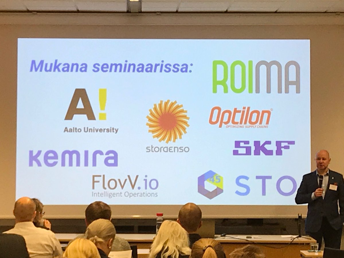 Tuotannonohjausyhdistyksen syysseminaarin 'Analytiikka toiminnanohjauksen tukena' avasi puheenjohtaja Toni Sirviö. Olemme tänäänkin hyvässä seurassa! #toiminnanohjaus #tuotannonohjaus #analytiikka