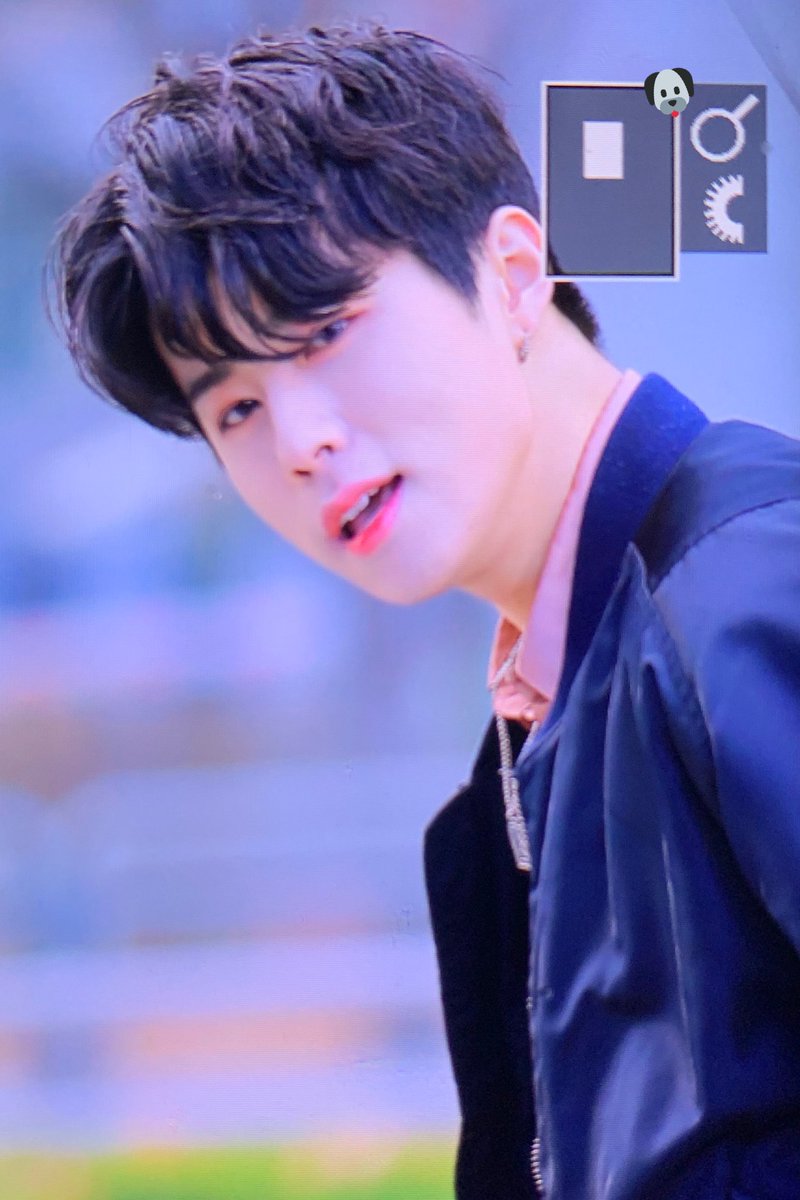 jiahnoppaS2's tweet photo. 191126
#인투잇 #IN2IT #유지안 #지안 #jiahn https://t.co/cbT8sQrMtH