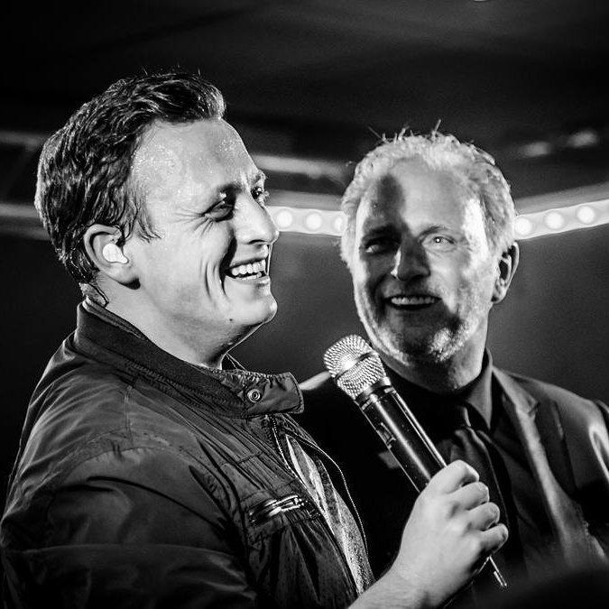 Lang hield je me tegen uit angst voor alle oordelen en het keiharde vak. Tot het moment dat je zei jongen ga er maar voor en volg je hart ♥ #WatOverblijftZijnTranen