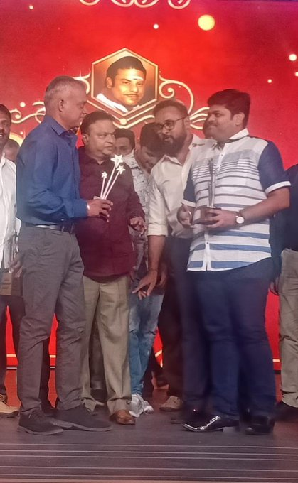 inandoutcinema's tweet photo. #ComaliMovieSuccessCelebration
@VelsFilmIntl #VFIVV19 #100DaysOfCOMALI https://t.co/GAEmrSNGN2