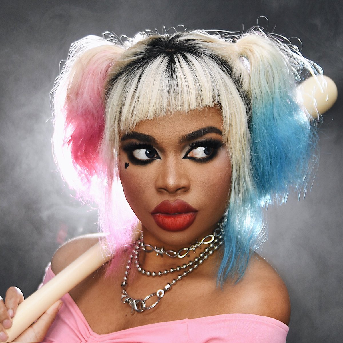 itsanarkee's tweet photo. #BlackCosplayerHere who is so sick of getting told the character I’m playing isn’t black 🙃 https://t.co/lX7Kj0JZlv