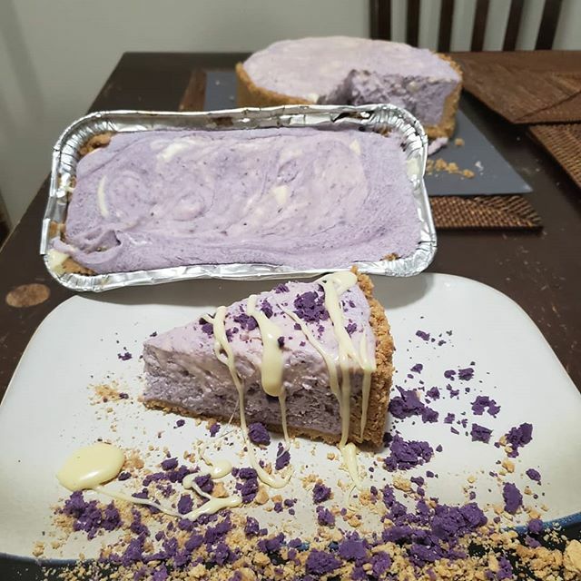 Mango_Fuego's tweet photo. I'm both scared and excited to announce in partnership with @the_l.a.fishguy the start of @conceptkitchenla.
Our first collab The UbEden Cheesecake available in a 4x8inch brick on sale for $10 available this Thanksgiving holiday.
Please DM us for sale an… https://t.co/9MnYFEufyH https://t.co/NYbAFYOG72