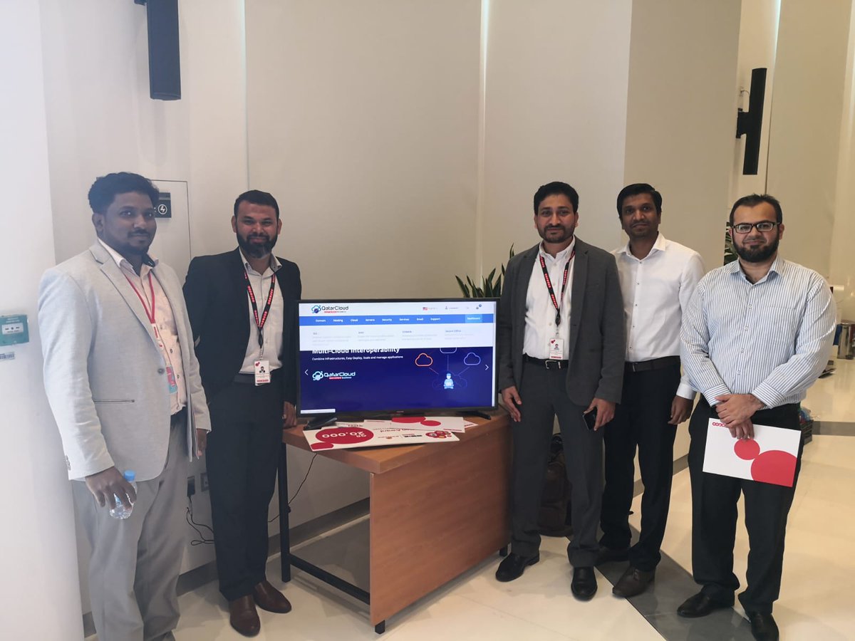 OOREDOOIR's tweet photo. Ooredoo Qatar awards new innovation ideas https://t.co/IMpZE5nL6Q