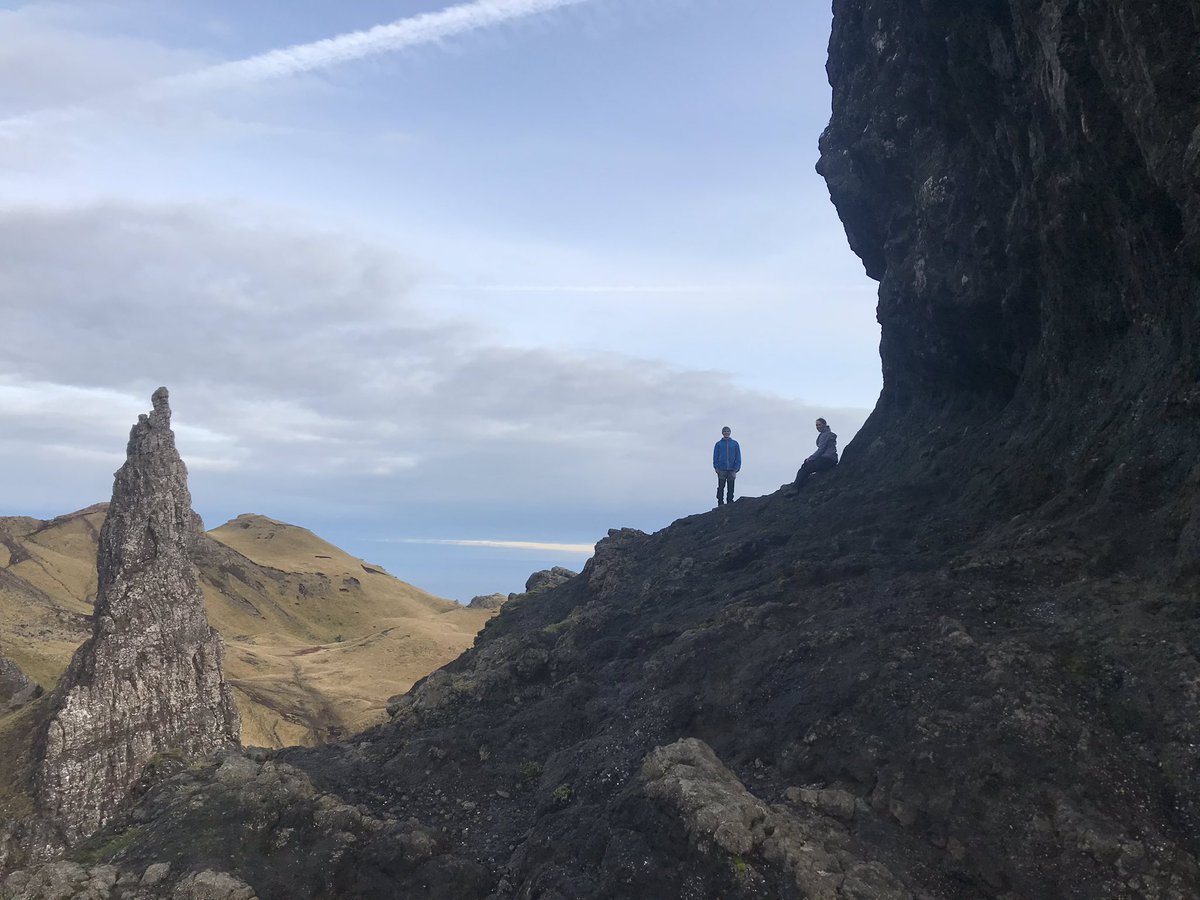 Attwood7Sarah's tweet photo. Nothing beats exploring a beautiful island with amazing friends #exploringskye #oldmanofstorr #lovescotland #friends https://t.co/sY9NTDmQc5