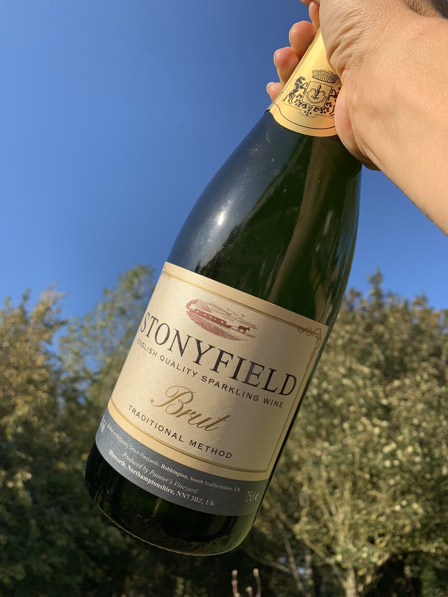 stony_wine's tweet photo. Now that’s a recommendation! https://t.co/hcmBRAw0UH