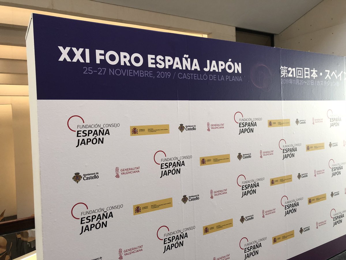 AlvarodelaCueva's tweet photo. Un placer estar hoy en Castellón de la Plana en el evento #FCEJ https://t.co/C9n6fGEyax