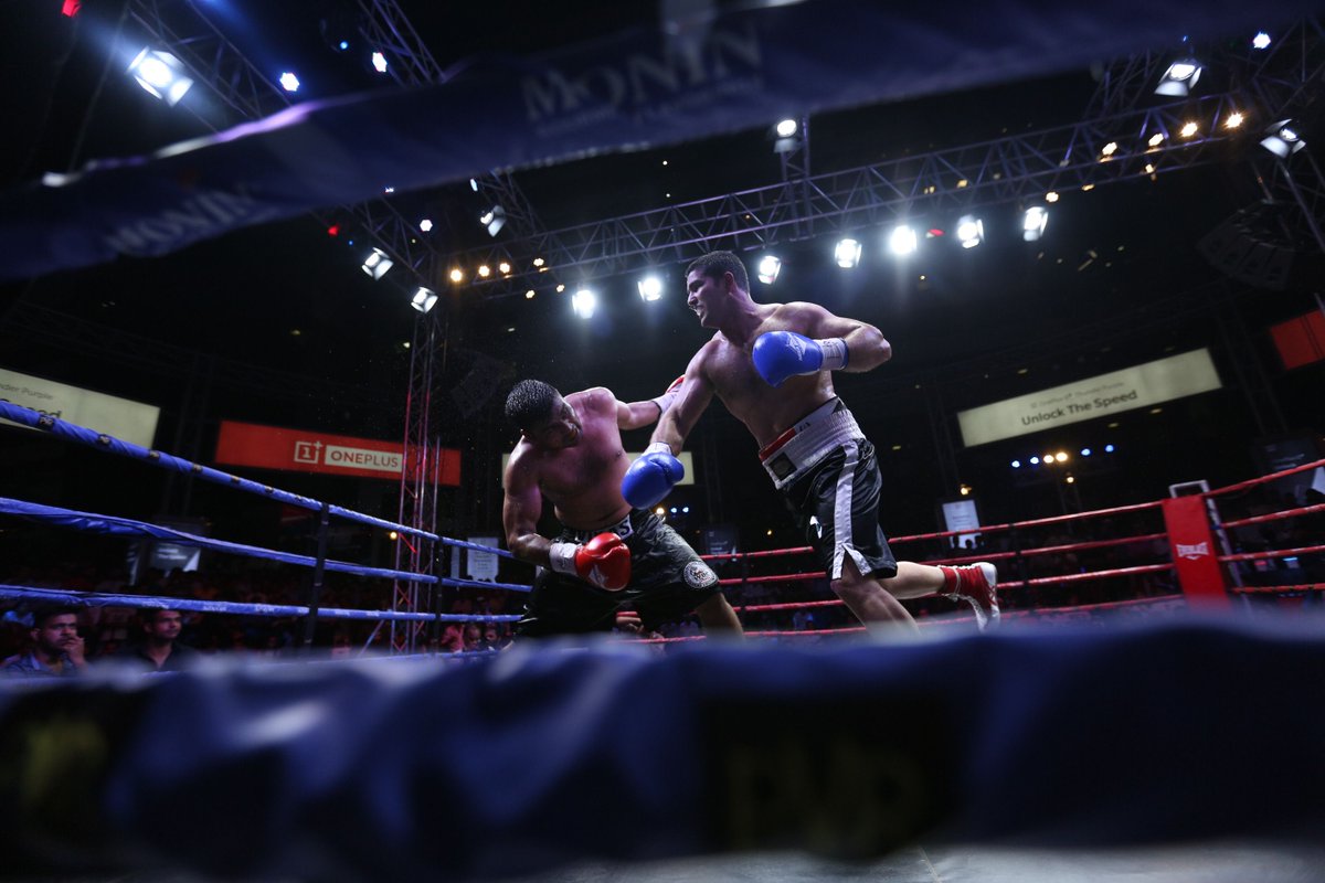 MegaBoxingIN's tweet image. Clean Punches : Don't Punch the target, Punch through the Target!
Most fights are won by the fighter who uses clean punching with effective aggressiveness to score points. Boxing is a combative sport. #JudgingBoxing #MegaBoxing #Boxing #FightisOn