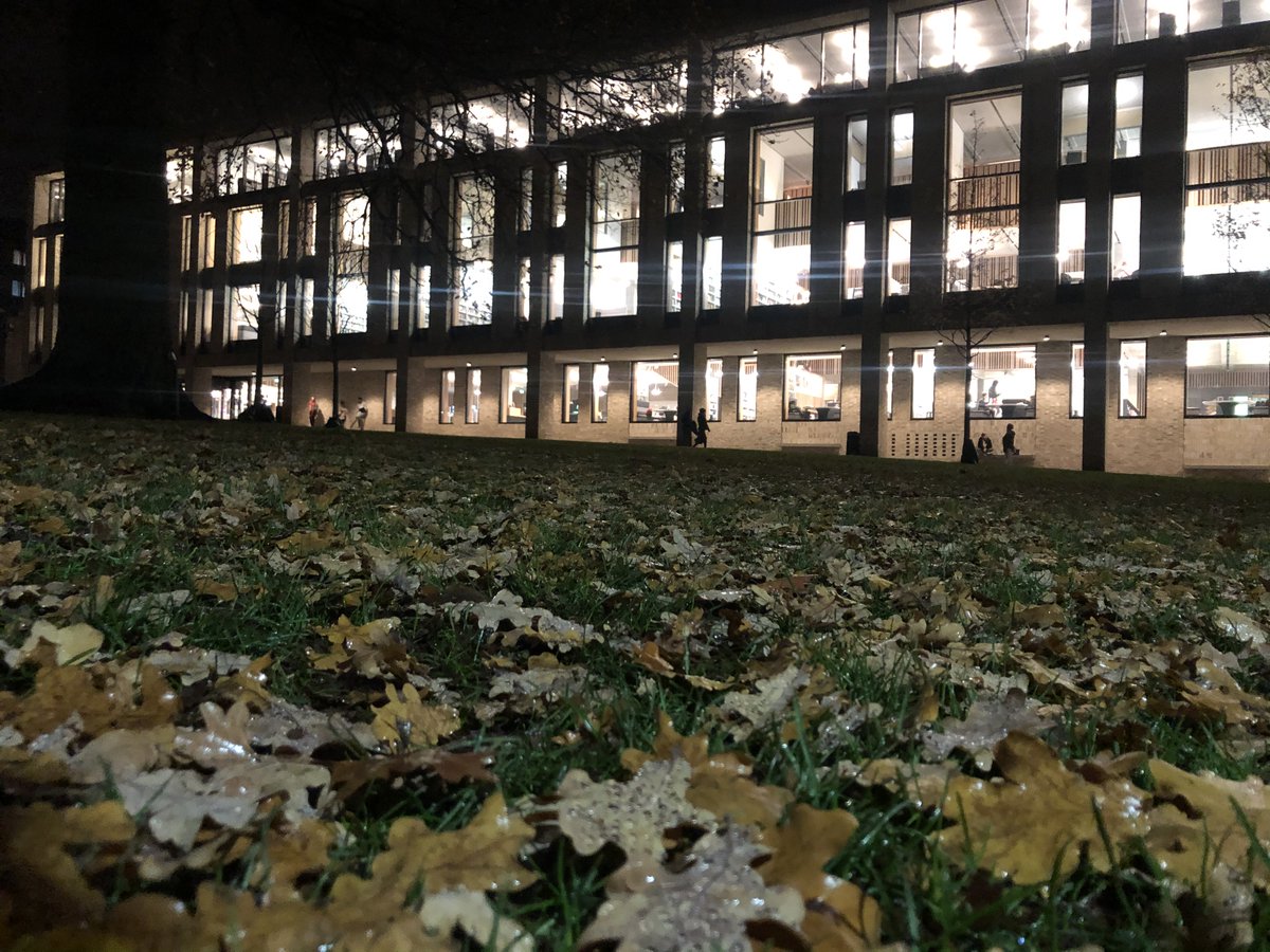 UR_Library's tweet image. What’s happening in the Library this week?

Lots of support available: 
⭐️ AA team drop-ins in the cafe
⭐️ AA team workshops
⭐️ Tips about Studiosity
⭐️ Wellbeing support
⭐️ Tea, coffee and lots of treats

Find details at the support stand in the foyer.
#24hourlibrary #stressless