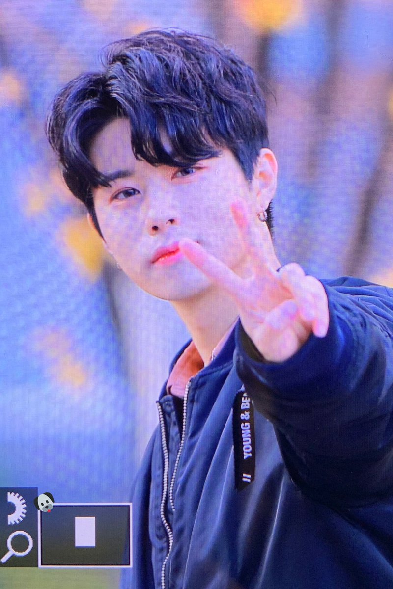 jiahnoppaS2's tweet photo. 191126
#인투잇 #IN2IT #유지안 #지안 #jiahn https://t.co/I2Y7MUMhBH