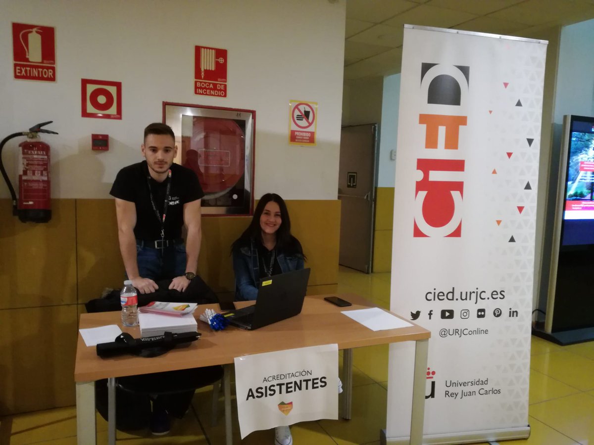 URJConline's tweet photo. En pocos minutos comenzamos el taller "El #AulaInversa #adaptativa", de los I #tieclURJC con @AlfredoPrietoMa en el Campus de Fuenlabrada #innovaURJC #ciedURJC @urjc https://t.co/6ppuBgmtwC