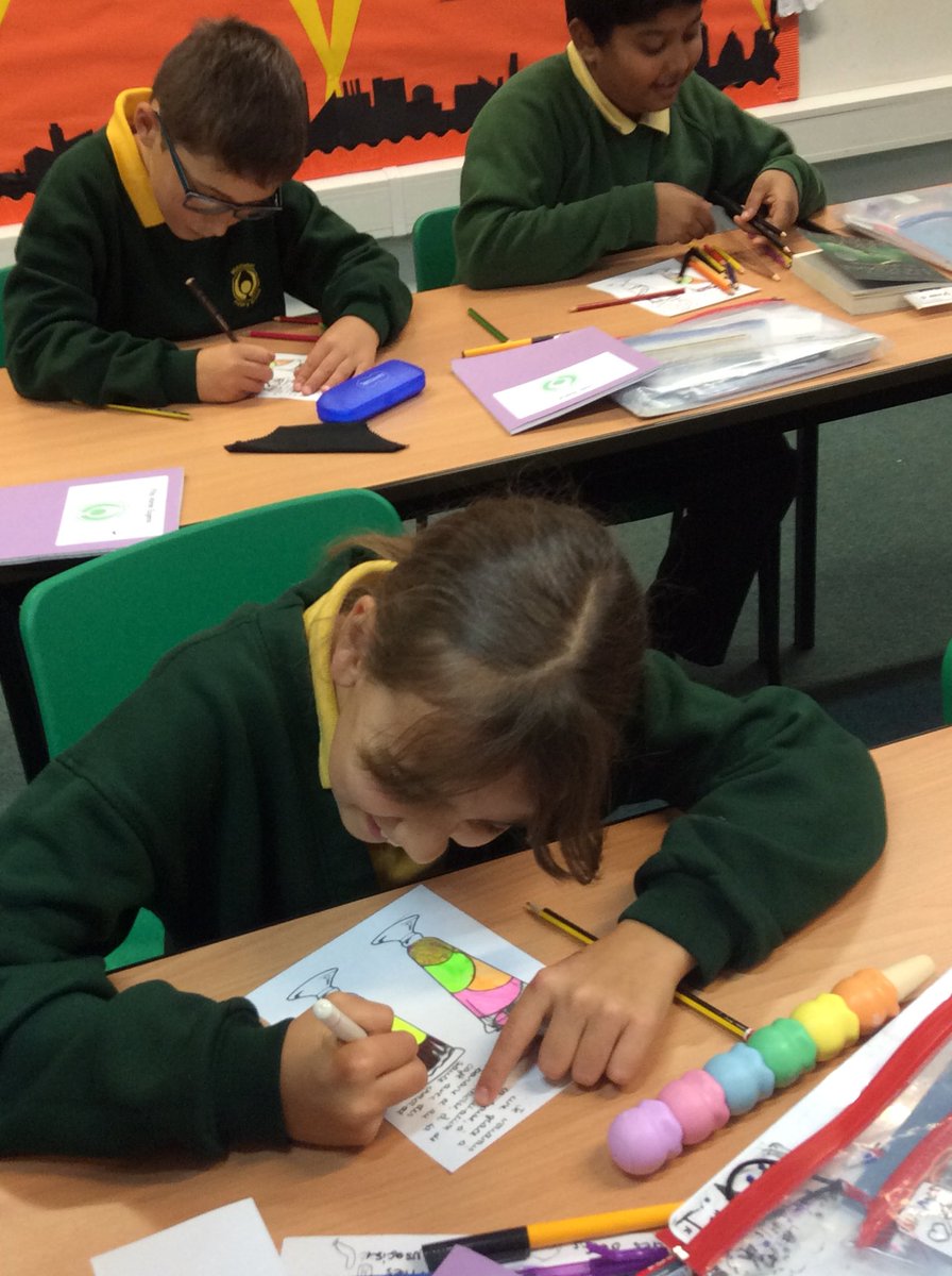 mflmps's tweet photo. Today we have been looking at ice cream flavours and making sundaes with them 🍦
#français #desglaces #translating #welovecolouring
@FalconsMPS https://t.co/9rTC94ch1e