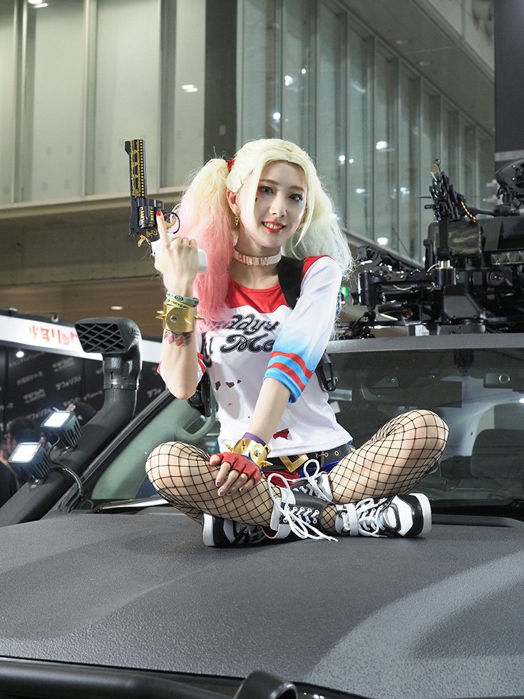 東京マルイ Airsoftgun 東京コミコン 日曜日のゲストは 声優をはじめ様々に活躍中の東城咲耶子さんでした コスプレは 皆さんご存知 映画 スーサイド スクワッド のハーレイ クイン 衣装が自前という 驚きの事実