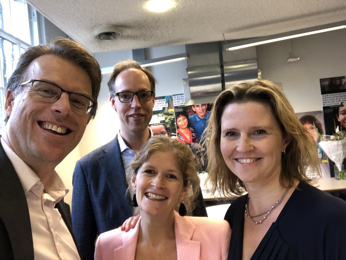 SanderBoomman's tweet photo. Het Mazars goede doelen expertteam is aangekomen bij Amnesty International voor het geven van het  jaarlijkse seminar Fiscaal in Control voor Goede Doelen. #trots #goededoelen #Amnesty #mazars #public https://t.co/IAdhr0f1YI